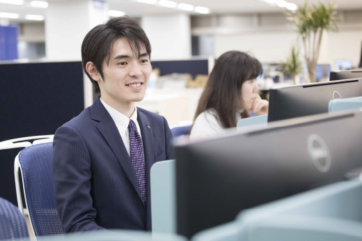 ホールセール事業本部